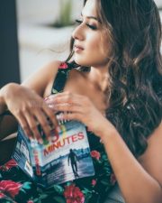 Aanengilum Allengilum Heroine Catherine Tresa Photos