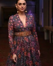 Actress Aditi Rao Hydari at Hey Sinamika Movie Pre Release Event Photos 01