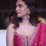 Actress Aditi Rao Hydari at Maha Samudram Movie Pre Release Event Pictures 11 Actress Aditi Rao Hydari at Maha Samudram Movie Pre Release Event Pictures 11