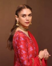 Actress Aditi Rao Hydari at ZEE5 Taj Divided By Blood Event Interview Photos 14