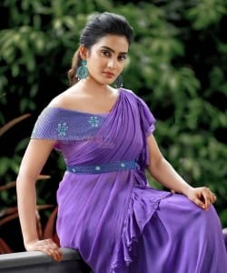 Actress Aditi Ravi Latest Photoshoot Pictures