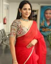 Actress Aishwarya Dutta at Farhana Movie Press Meet Pictures 08