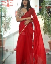 Actress Aishwarya Dutta at Farhana Movie Press Meet Pictures 15