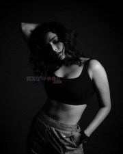 Actress Aishwarya Lekshmi in a Crop Top with Blazer Pant Black and White Photos 06