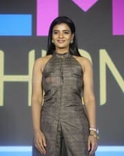 Actress Aishwarya Rajesh At Kousalya Krishnamurthy Pre release Event Photos