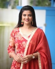 Actress Aishwarya Rajesh Interview Photos 16