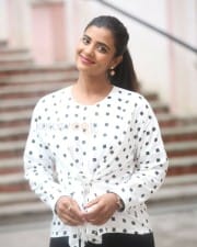 Actress Aishwarya Rajesh Interview Pictures