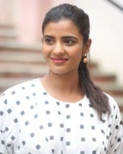 Actress Aishwarya Rajesh Interview Pictures