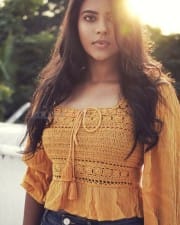 Actress Aishwarya Rajesh Snazzy Photoshoot Pictures