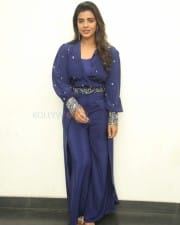 Actress Aishwarya Rajesh at Farhana Movie Press Meet Photos 08