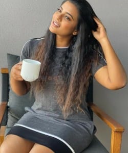 Actress Aishwarya Rajesh with a Coffee Cup Photoshoot Pictures 03