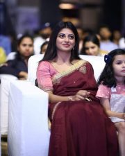 Actress Anandhi at Itlu Maredumilli Prajanikam Pre Release Event Photos 04