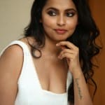 Anicka Vikhraman 14 Actress Anicka Vikhraman Beautiful White Dress Photos