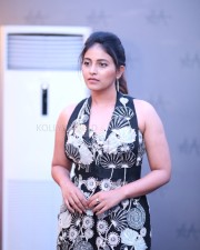 Actress Anjali at Geethanjali Malli Vachindhi Trailer Launch Photos 06