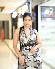 Actress Anjali at Geethanjali Malli Vachindhi Trailer Launch Photos 27