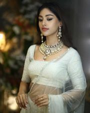 Actress Anu Emmanuel at SR Jewellery Exclusive Studio Launch Photos 19