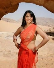 Actress Anushka Hot Saree Pictures