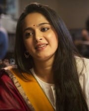 Actress Anushka Shetty In Yennai Arindhaal Movie Photos