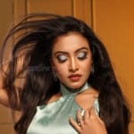 Actress Ashwini Chandrashekhar Latest Photoshoot Stills 04Actress Ashwini Chandrashekhar Latest Photoshoot Stills 04 svg%3E