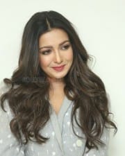 Actress Catherine Tresa At World Famous Lover Movie Interview Photos