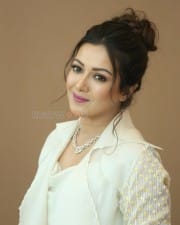 Actress Catherine Tresa At World Famous Lover Movie Trailer Launch Pictures