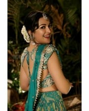 Actress Catherine Tresa New Year Photoshoot Stills