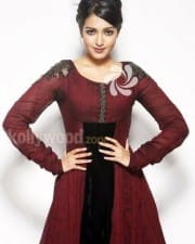 Actress Catherine Tresa Photos