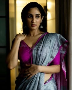 Actress Deepti Sati Sexy Photoshoot Pictures 01