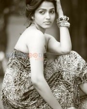 Actress Dhanshika Sexy Photoshoot Pictures