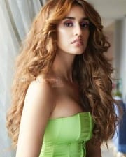 Actress Disha Patani Sexy Cleavage Pictures