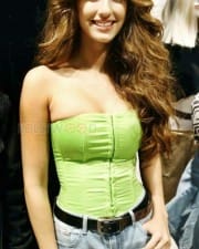 Actress Disha Patani Sexy Cleavage Pictures
