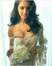 Actress Disha Patani Sexy Pictures