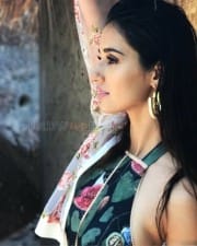 Actress Disha Patani Unseen Sexy Photos
