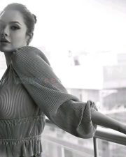 Actress Esha Gupta Sexy Spicy Photos 09