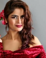 Actress Gehana Vasisth Glamourous Photos
