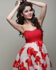 Actress Gehana Vasisth Glamourous Photos