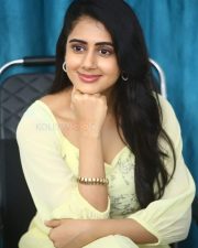 Actress Gehna Sippy at Gaalodu Movie Interview Pictures 06