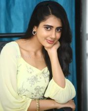 Actress Gehna Sippy at Gaalodu Movie Interview Pictures 09