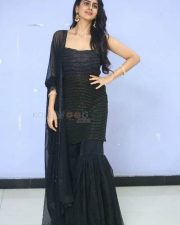 Actress Gehna Sippy at Gaalodu Movie Press Meet Pictures 03