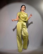 Actress Hina Khan in a Lime Green Satin Jumpsuit Pictures 02