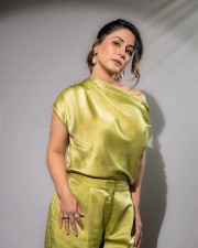 Actress Hina Khan in a Lime Green Satin Jumpsuit Pictures 04