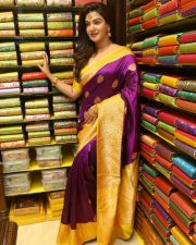 Actress Honey Rose at Chandana Brothers Shopping Mall Launch at Zaheerabad Pictures 04