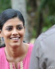 Actress Iniya In Mouna Guru Movie Pics