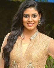 Actress Iniya New Pics