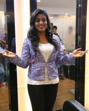 Actress Iniya New Pictures