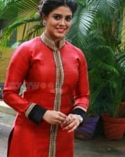 Actress Iniya New Stills