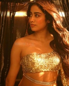 Actress Janhvi Kapoor in a Sexy Golden Top 01