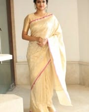 Actress Keerthi Suresh At Pandem Kodi  Trailer Launch Photos