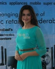 Actress Kriti Kharbanda Pictures