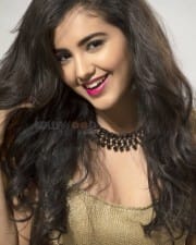 Actress Malavika Sharma Cute Photoshoot Stills 02